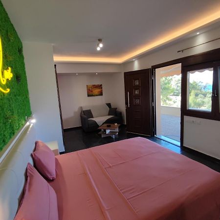 Theasis 4 Luxury Studio With Sea View Neos Marmaras Extérieur photo
